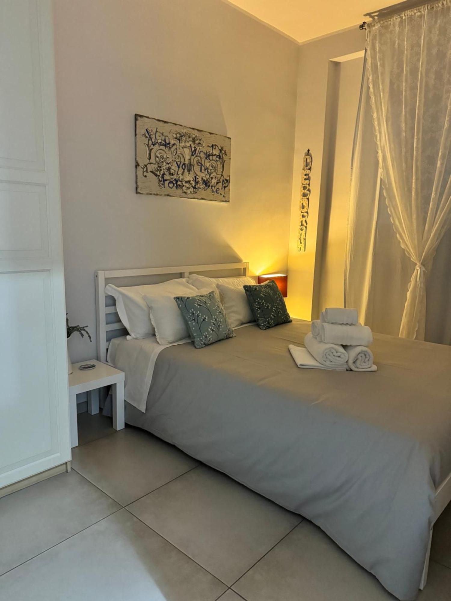 Debby'S Home 那不勒斯 外观 照片